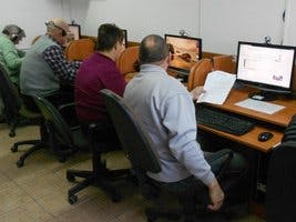 Stowarzyszenie “Inicjatywa” zaprasza na warsztaty komputerowe osoby 50+