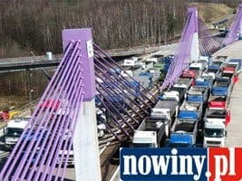60 ciężarówek – wykonano testy obciążeniowe mostu na autostradzie A1