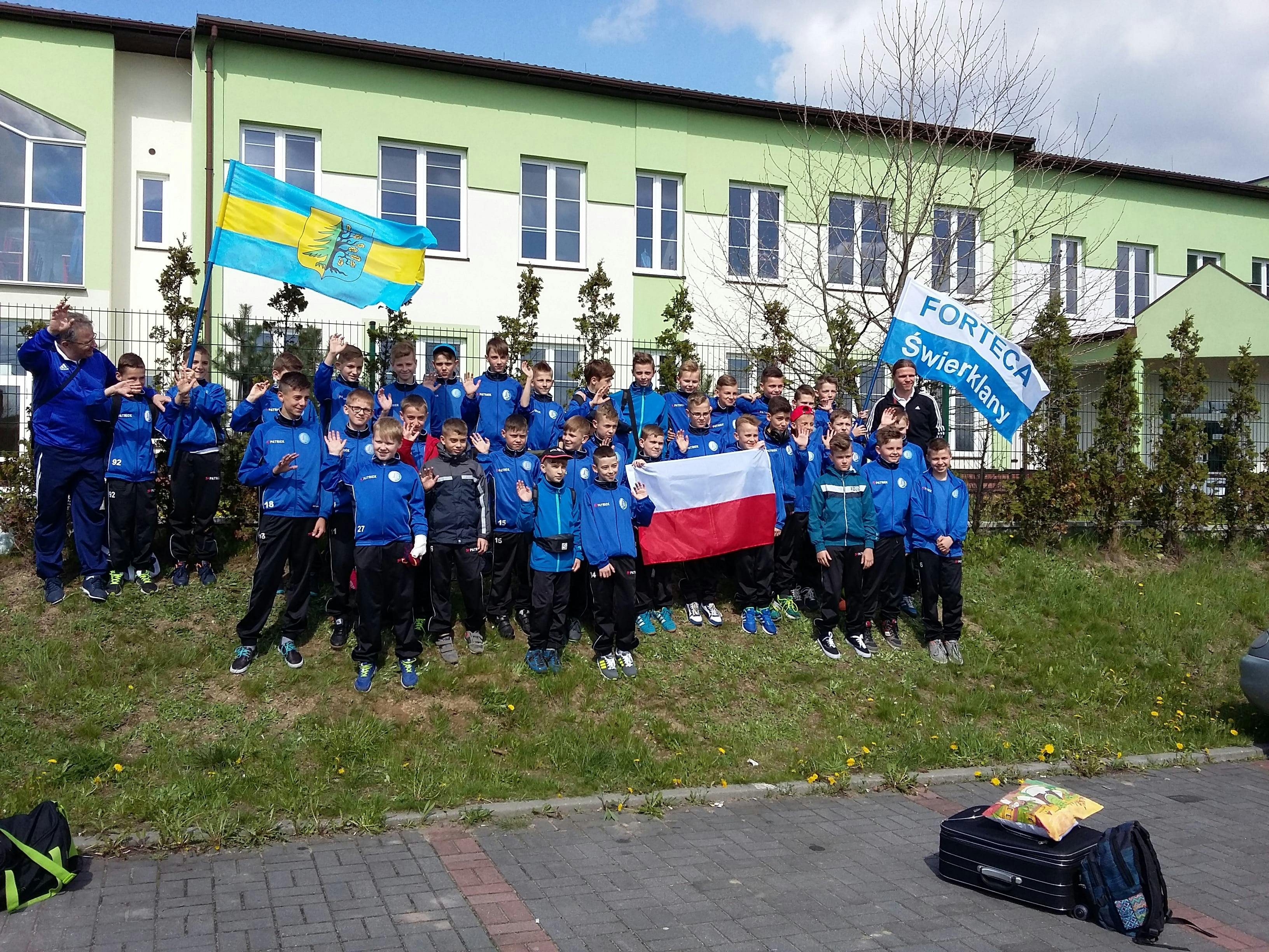 Młodzi piłkarze Fortecy wyjechali na międzynarodowy turniej do Włoch